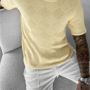 Men's Textured Short Sleeve Knit Shirt - Pale Yellow